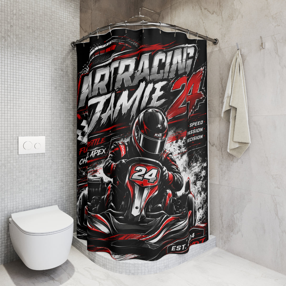 Kart Racing Shower Curtain mit dynamischem Design und Kartfahrer Nummer 24 in kräftigen Farben für Badezimmerdekoration.
